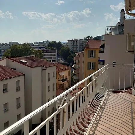 Apartman B042-functional With Balcony Suquet Cannes
