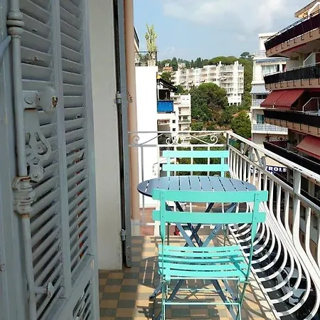 B042-functional With Balcony Suquet *