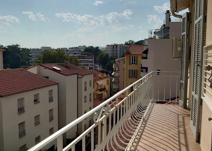 Apartman B042-functional With Balcony Suquet Cannes